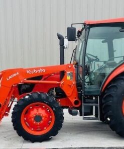 KUBOTA TRACTOR M7060